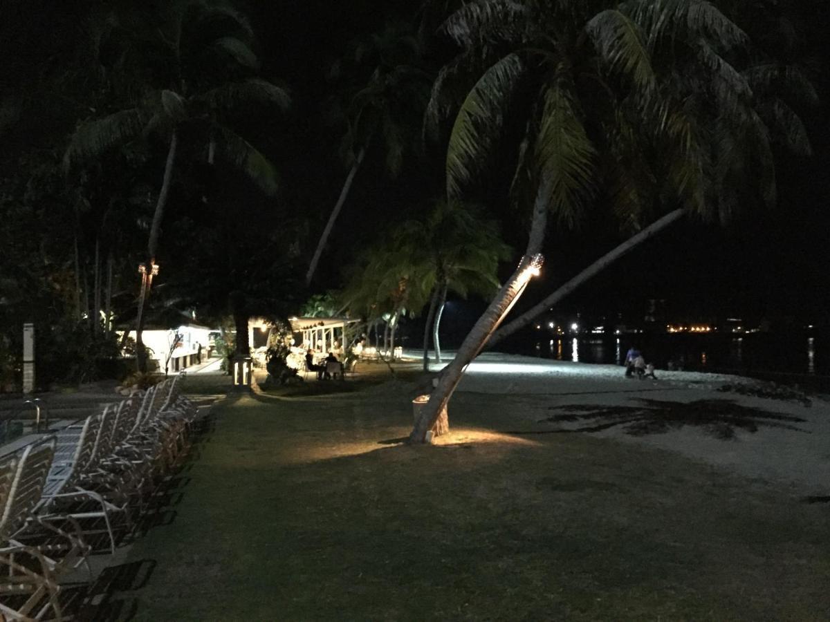 Reco Homestay@ The Regency Tanjung Tuan Beach Resort Port Dickson Tepi Pantai Buitenkant foto