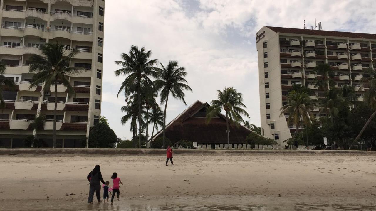 Reco Homestay@ The Regency Tanjung Tuan Beach Resort Port Dickson Tepi Pantai Buitenkant foto