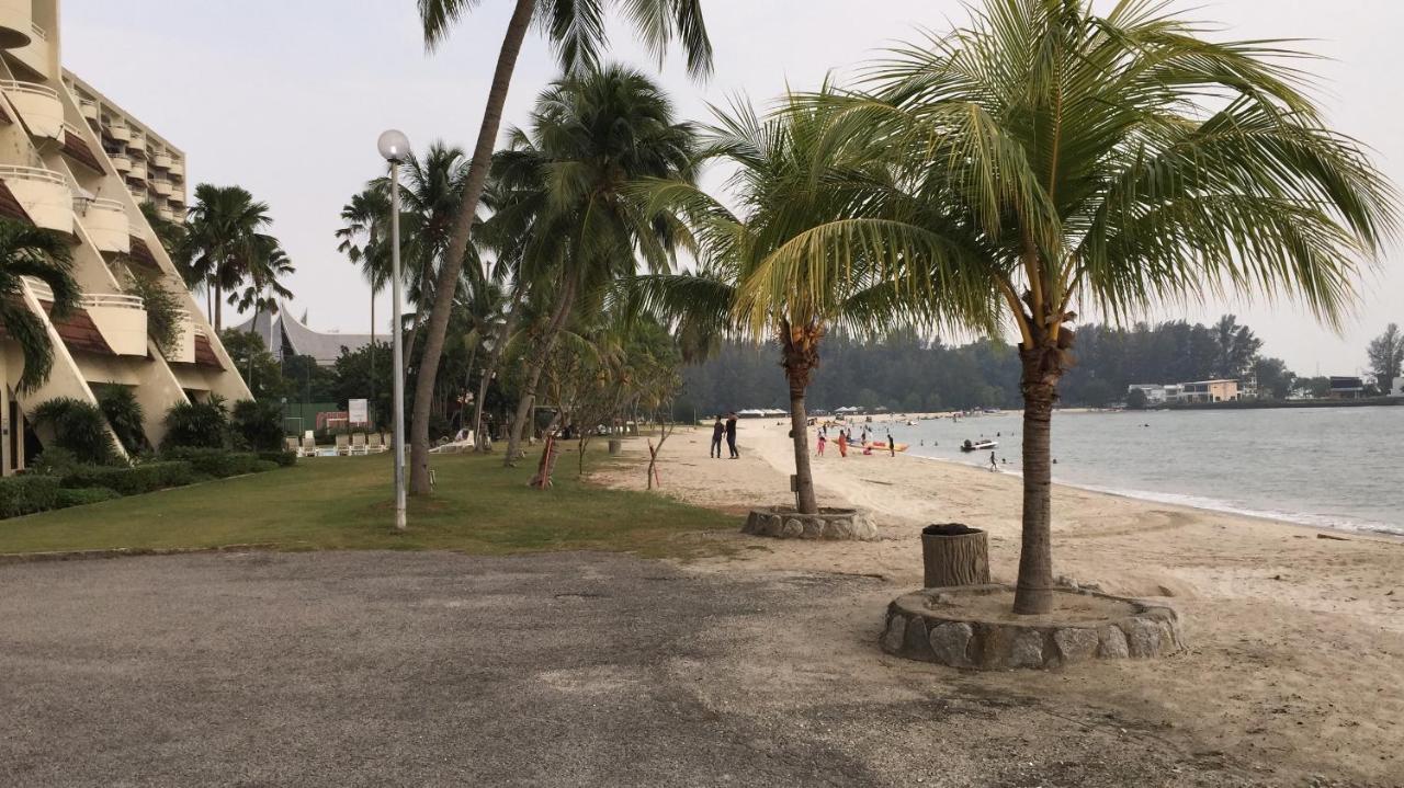 Reco Homestay@ The Regency Tanjung Tuan Beach Resort Port Dickson Tepi Pantai Buitenkant foto